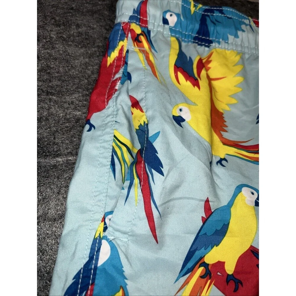 VALOR Mens Swim Trunks Size LARGE~ Fun  Parrot Design and Great Colors